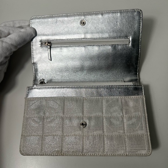 Chanel Travel Ligne Line Wallet On Chain WOC Crossbody Purse Bag - Picture 11 of 16